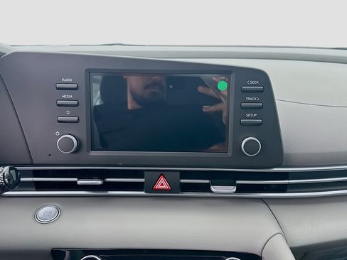 New 2026 Hyundai Elantra Sport FWD image 10