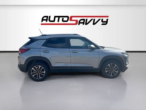 Used 2026 Chevrolet TrailBlazer LT FWD image 8