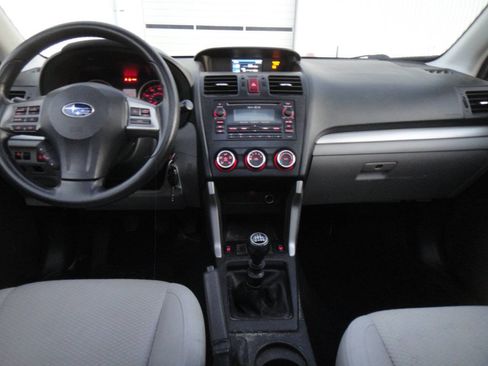 Used 2015 Subaru Forester 2.5i Premium AWD/4WD image 14