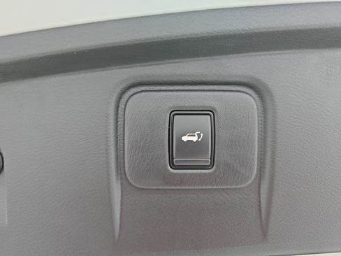 Certified 2022 Nissan Murano Platinum w/ Cargo Package AWD/4WD image 13