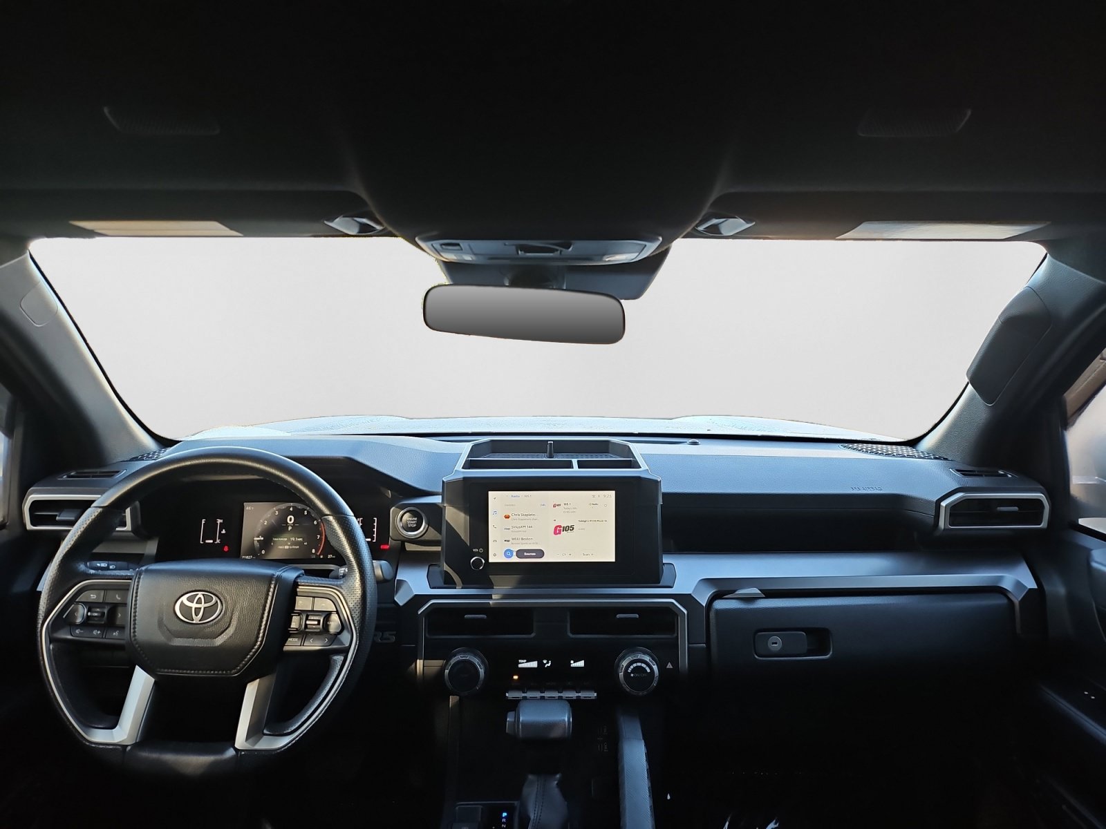 Used 2025 Toyota 4Runner SR5 AWD/4WD image 37