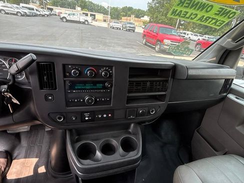 Used 2022 Chevrolet Express 3500 LS RWD image 14