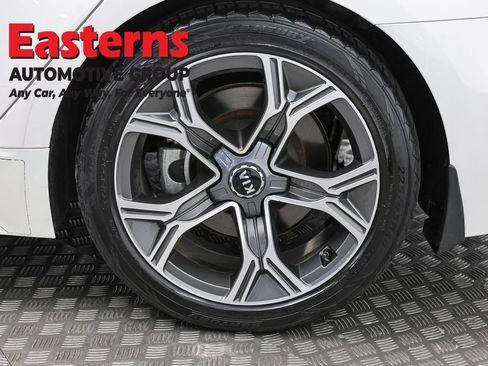 Used 2020 Kia Stinger GT-Line w/ Sun & Sound Package RWD image 34