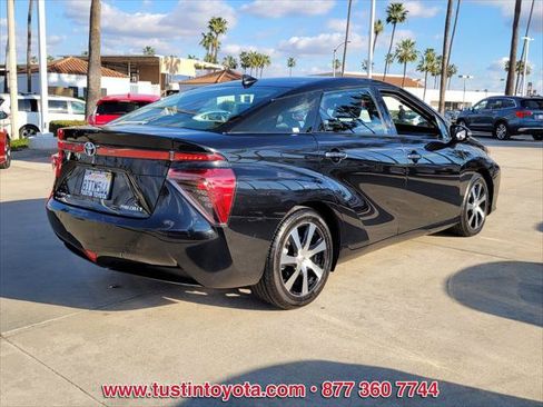 Certified 2020 Toyota Mirai FWD image 10