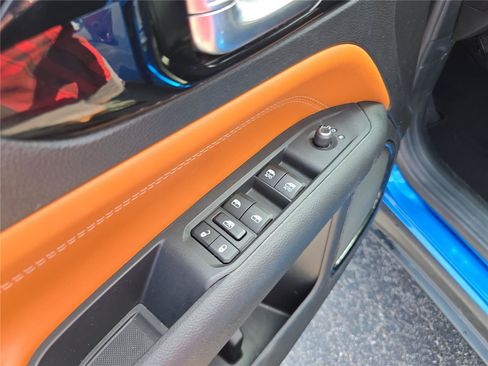 Used 2025 Jeep Compass Limited AWD/4WD image 19