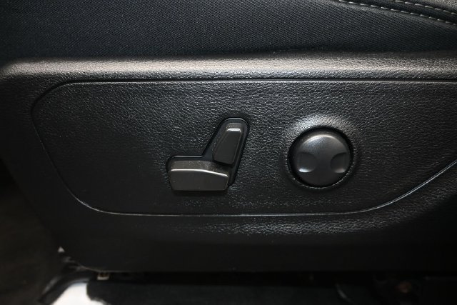 Used 2022 RAM 1500 Big Horn AWD/4WD image 7