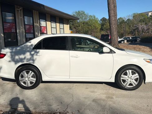 Used 2012 Toyota Corolla LE image 4