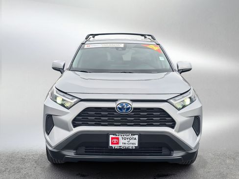 Used 2024 Toyota RAV4 XLE image 8