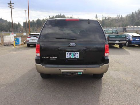 Used 2004 Ford Expedition Eddie Bauer image 5
