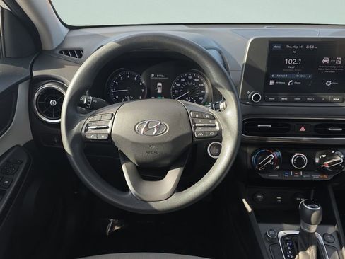 Used 2023 Hyundai Kona SEL AWD/4WD image 12