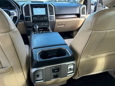 Used 2016 Ford F150 Lariat w/ Equipment Group 501A Mid AWD/4WD image 8