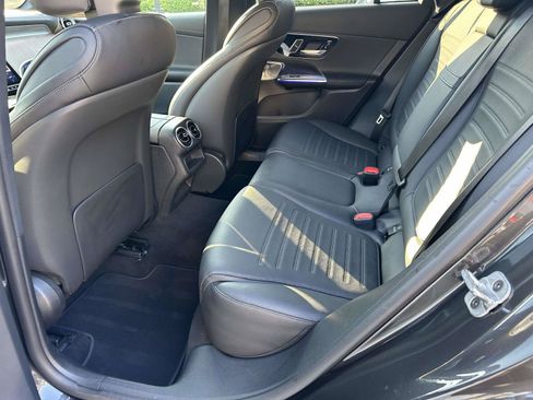 Certified 2025 Mercedes-Benz GLC 300 4MATIC image 41