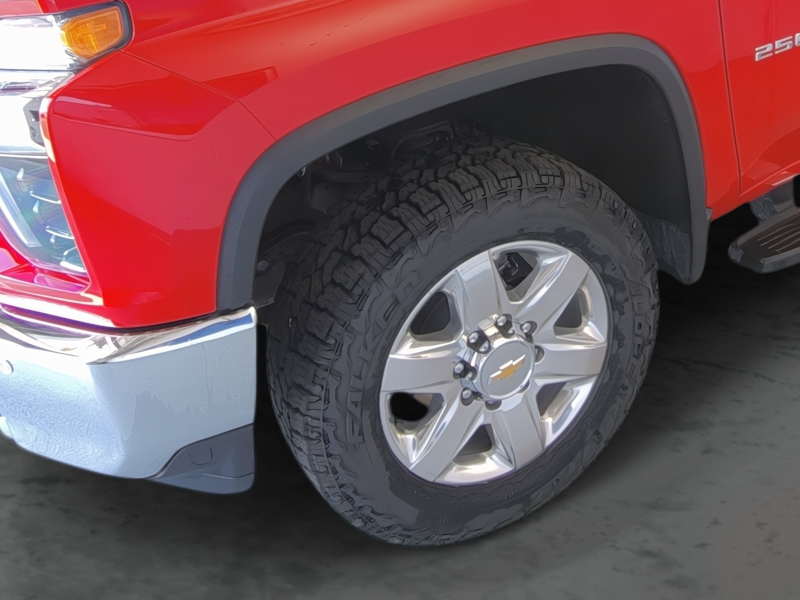 Used 2022 Chevrolet Silverado 2500 LTZ AWD/4WD image 7