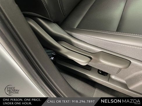 Used 2024 Buick Envision Preferred image 46