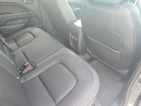 Used 2022 GMC Canyon AT4 w/ Trailering Package AWD/4WD image 11
