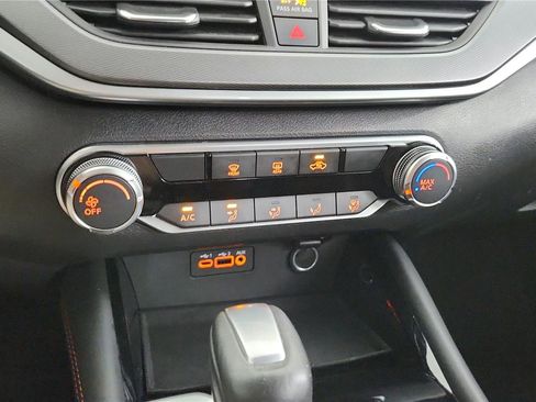 Certified 2024 Nissan Altima 2.5 SR AWD/4WD image 25