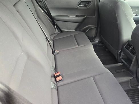 Used 2025 Nissan Rogue S AWD/4WD image 10