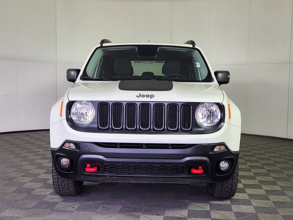 Used 2016 Jeep Renegade Trailhawk AWD/4WD image 2