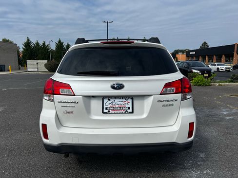 Used 2013 Subaru Outback 2.5i Limited image 6