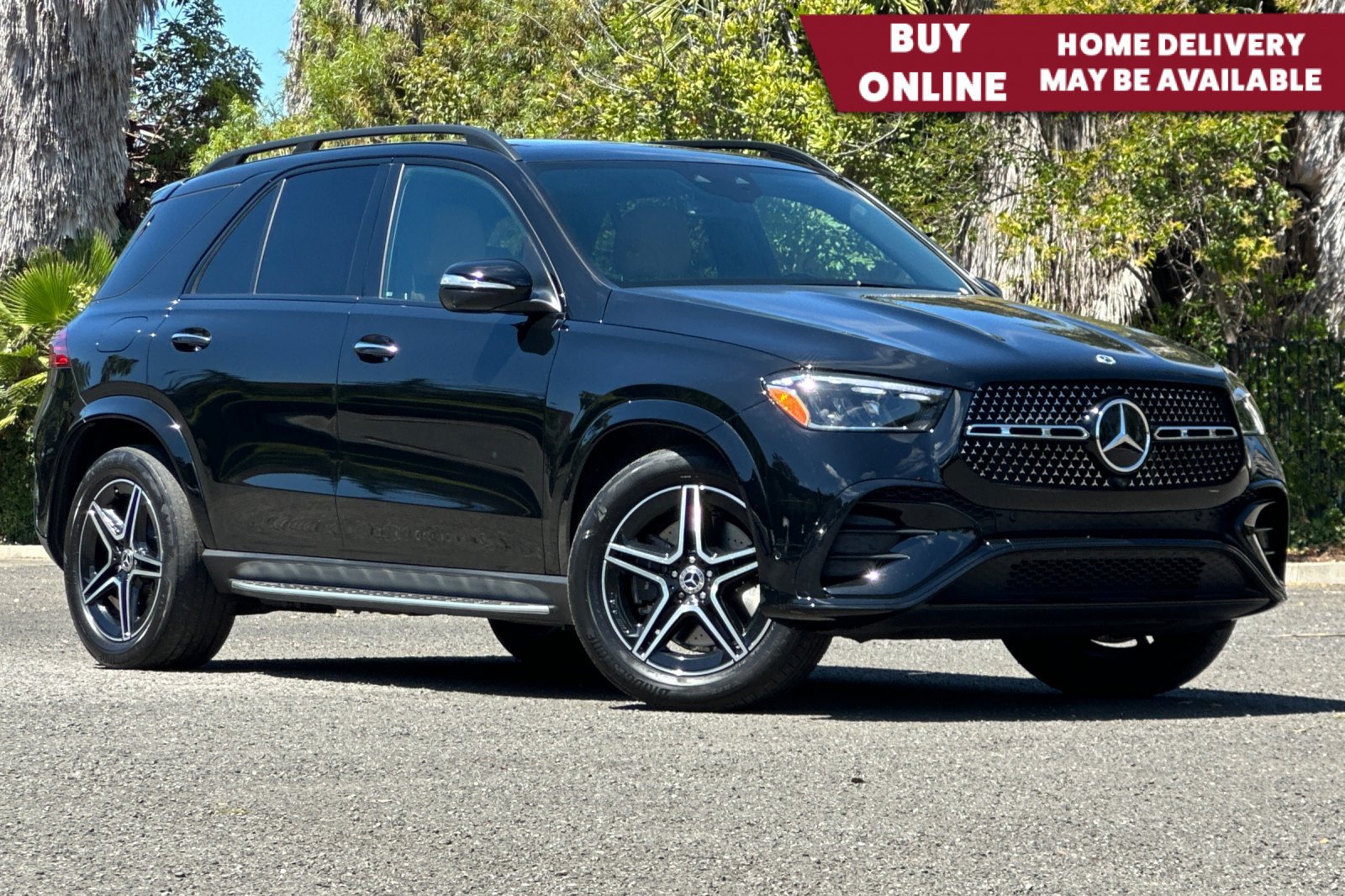 Used 2025 Mercedes-Benz GLE 450e 4MATIC image 1
