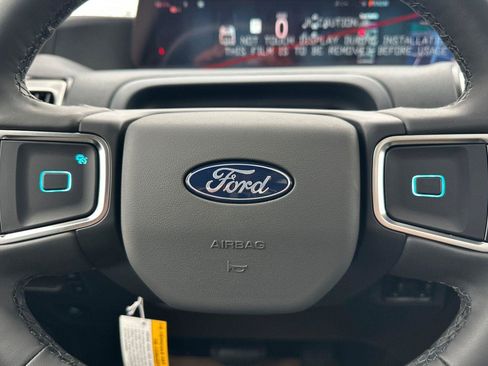 New 2026 Ford Expedition Active image 22