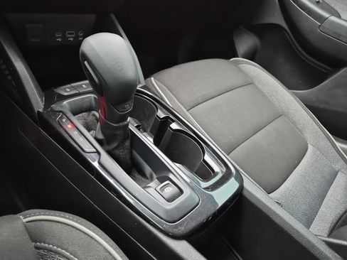 Used 2021 Chevrolet TrailBlazer LT w/ Convenience Package FWD image 18