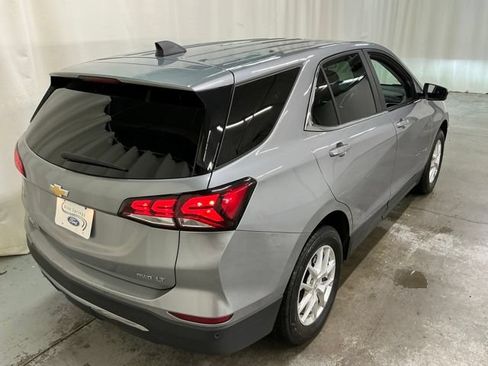 Used 2024 Chevrolet Equinox LT AWD/4WD image 3