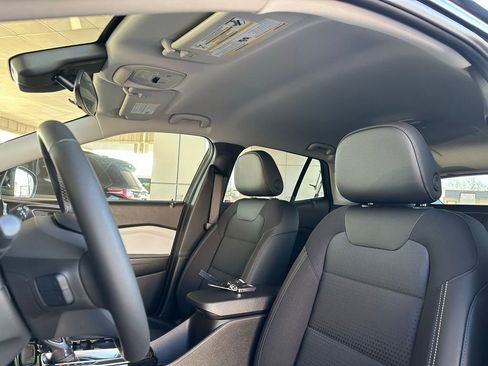 New 2026 Chevrolet Trax LT w/ Driver Confidence Package image 15