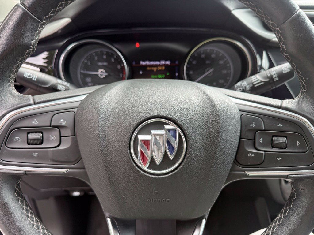 Used 2020 Buick Encore GX Preferred w/ Cold Weather Comfort Package FWD image 32