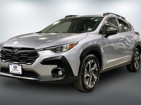 Used 2024 Subaru Crosstrek 2.0i Premium AWD/4WD image 3