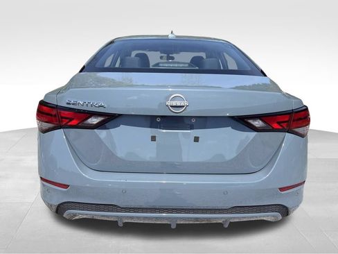 Used 2025 Nissan Sentra SV FWD image 14