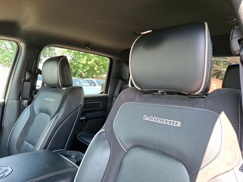 Used 2024 RAM 1500 Laramie AWD/4WD image 24
