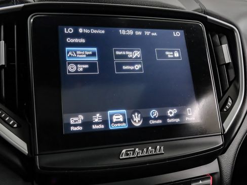 Used 2018 Maserati Ghibli S image 43