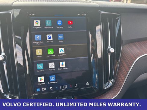 Certified 2024 Volvo XC60 B5 Plus w/ Protection Package Premier image 21