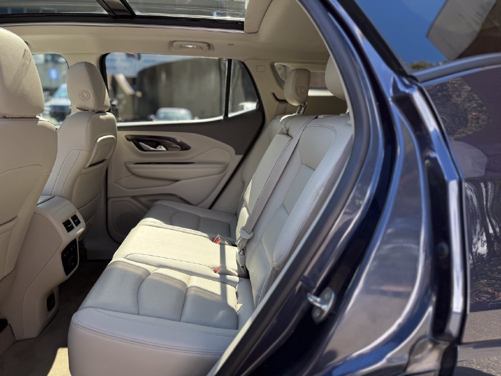 Used 2019 GMC Terrain Denali w/ Advanced Safety Package AWD/4WD image 21