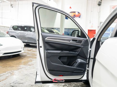 Used 2021 Volkswagen Atlas SEL image 39