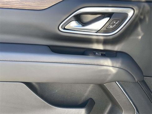 Used 2023 Chevrolet Tahoe High Country image 25