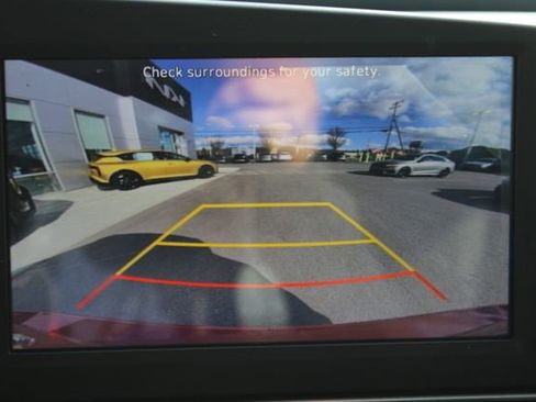 Used 2023 Hyundai Elantra SEL FWD image 6