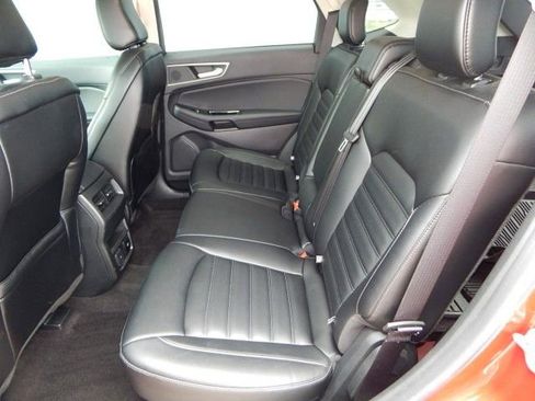 Used 2020 Ford Edge SEL w/ Convenience Package image 11
