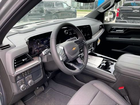 New 2026 Chevrolet Tahoe LS w/ LS Custom Edition AWD/4WD image 9