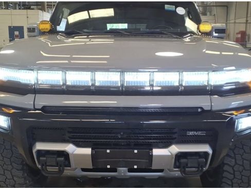Used 2024 GMC Hummer EV 3X AWD/4WD image 3