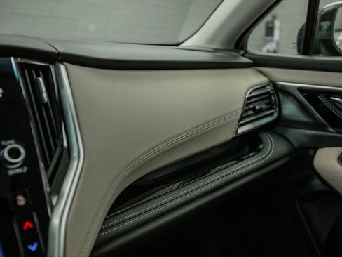 Used 2021 Subaru Outback Limited image 20