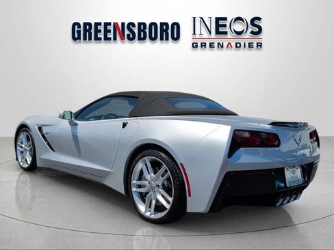 Used 2019 Chevrolet Corvette Stingray Convertible w/ 2LT Preferred Equipment Group RWD image 3