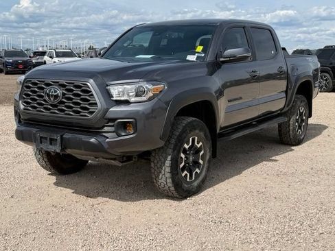 Used 2022 Toyota Tacoma TRD Off-Road w/ Technology Package AWD/4WD image 1