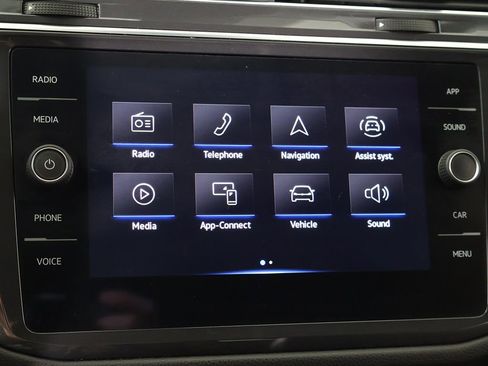 Used 2023 Volkswagen Tiguan SE FWD image 46