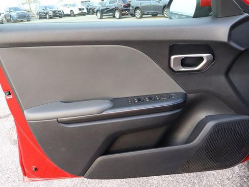 Used 2025 Kia K4 LXS image 13