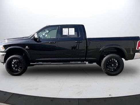 Used 2018 RAM 2500 Laramie w/ Snow Chief Group image 6