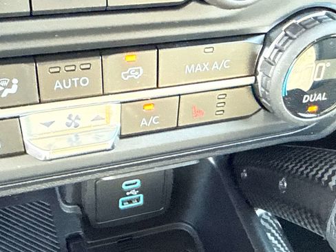 New 2025 Ford Bronco Raptor w/ Interior Carbon Fiber Pack image 27