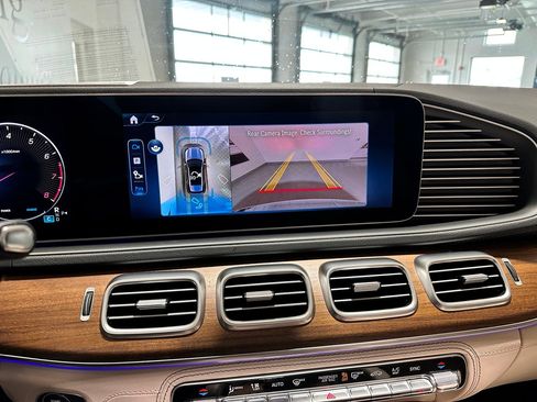 Used 2026 Mercedes-Benz GLE 350 4MATIC image 10