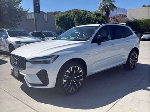 New 2026 Volvo XC60 T8 Ultra w/ Protection Package Premier image 3